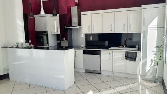 Maison à louer - 5 pièces - 115 m2 - Troyes - 10 - CHAMPAGNE-ARDENNE