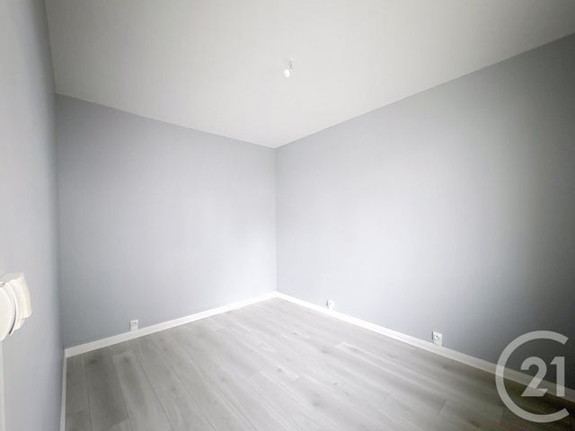 Appartement F2 &agrave; louer - 2 pi&egrave;ces - 42 m2 - St Andre Les Vergers - 10 - CHAMPAGNE-ARDENNE