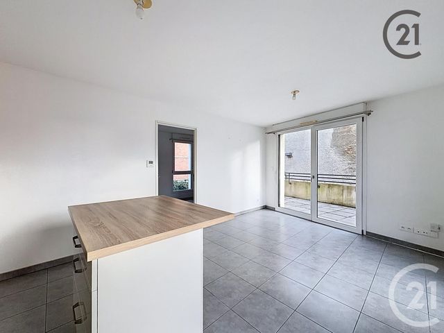 Appartement F3 &agrave; louer - 3 pi&egrave;ces - 56,50 m2 - Troyes - 10 - CHAMPAGNE-ARDENNE