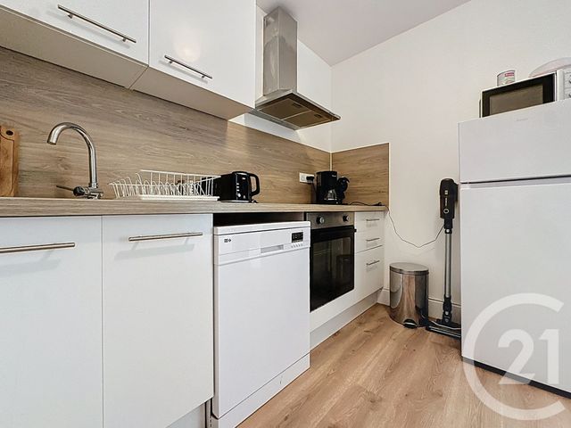 Appartement F4 à vendre - 5 pièces - 75,04 m2 - St Andre Les Vergers - 10 - CHAMPAGNE-ARDENNE