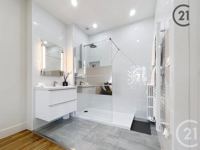 Appartement à louer - 5 pièces - 120 m2 - Troyes - 10 - CHAMPAGNE-ARDENNE