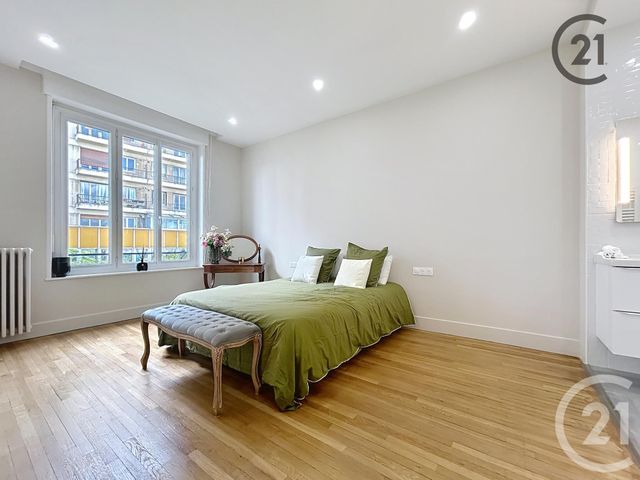 Appartement à louer - 5 pièces - 120 m2 - Troyes - 10 - CHAMPAGNE-ARDENNE