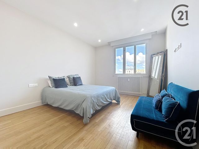 Appartement à louer - 5 pièces - 120 m2 - Troyes - 10 - CHAMPAGNE-ARDENNE