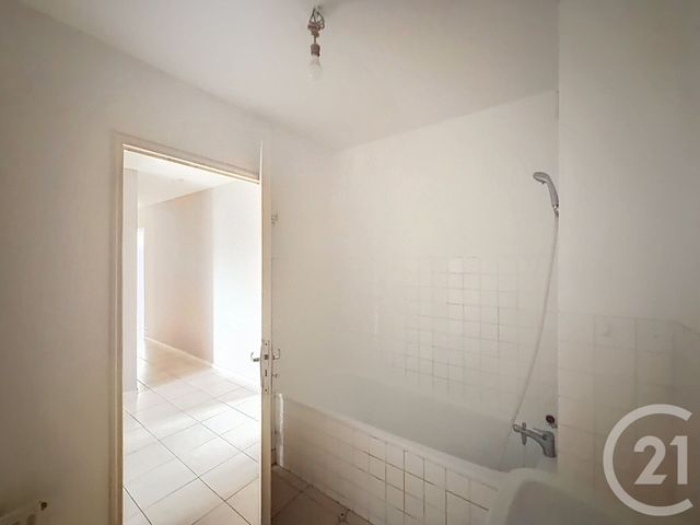 Appartement T5 à louer - 5 pièces - 94 m2 - Troyes - 10 - CHAMPAGNE-ARDENNE