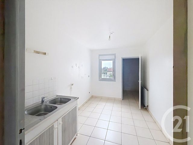 Appartement T5 à louer - 5 pièces - 94 m2 - Troyes - 10 - CHAMPAGNE-ARDENNE