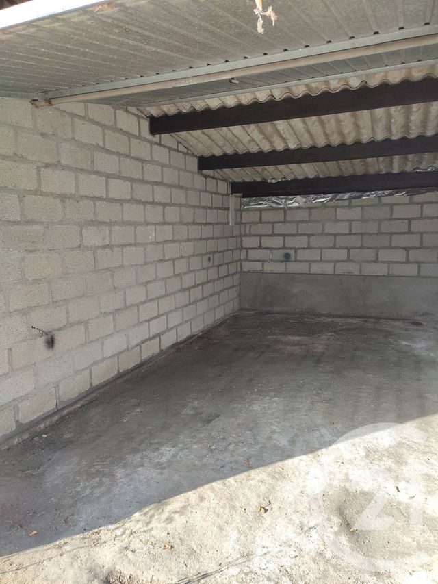 Parking &agrave; louer - 21 m2 - Troyes - 10 - CHAMPAGNE-ARDENNE