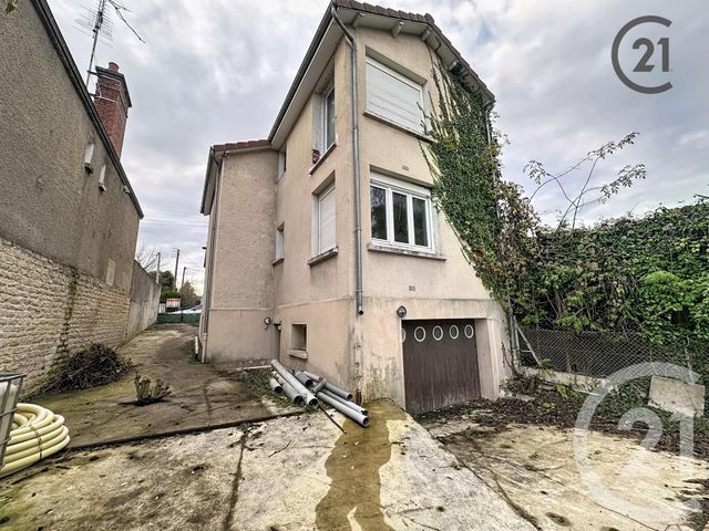 Maison à vendre - 5 pièces - 88 m2 - St Julien Les Villas - 10 - CHAMPAGNE-ARDENNE