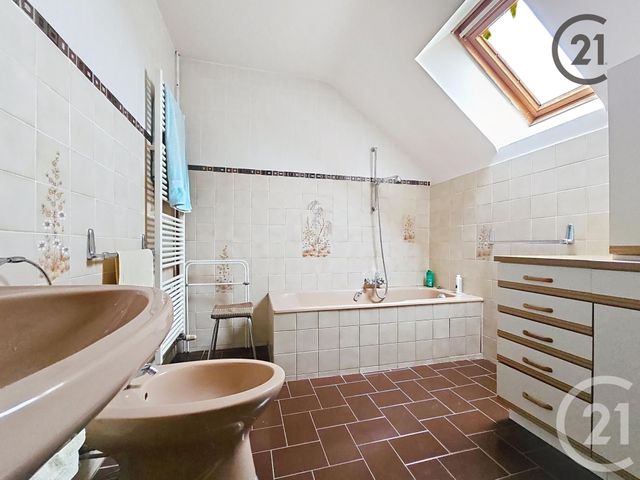 Maison à vendre - 7 pièces - 219 m2 - Villemereuil - 10 - CHAMPAGNE-ARDENNE