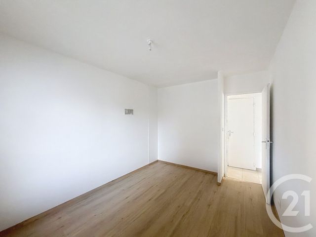 Maison &agrave; louer - 4 pi&egrave;ces - 88 m2 - Ste Savine - 10 - CHAMPAGNE-ARDENNE