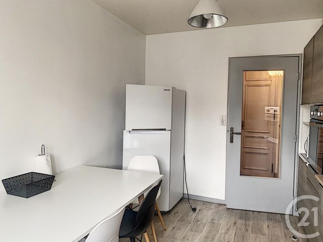 Appartement T4 à louer - 4 pièces - 78,35 m2 - Troyes - 10 - CHAMPAGNE-ARDENNE