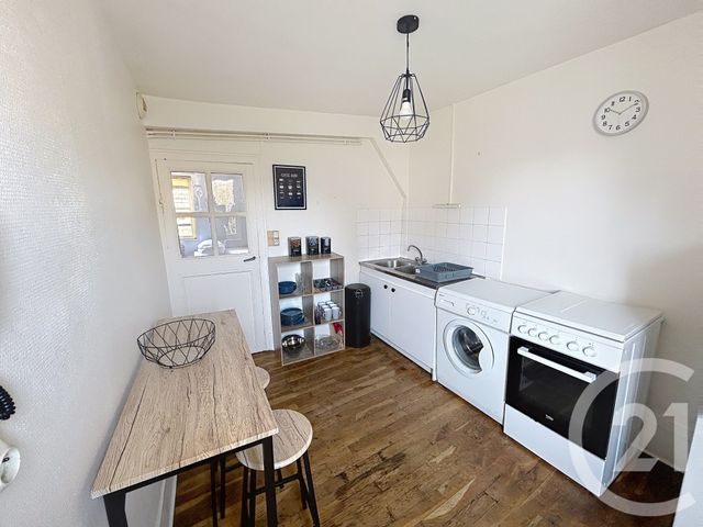 Appartement F1 &agrave; louer - 1 pi&egrave;ce - 33 m2 - Troyes - 10 - CHAMPAGNE-ARDENNE