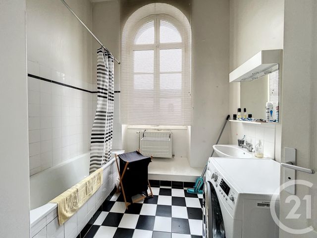 Appartement T3 &agrave; louer - 3 pi&egrave;ces - 74 m2 - Troyes - 10 - CHAMPAGNE-ARDENNE