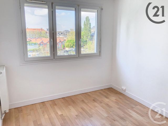 Appartement F5 &agrave; louer - 5 pi&egrave;ces - 82,12 m2 - Troyes - 10 - CHAMPAGNE-ARDENNE