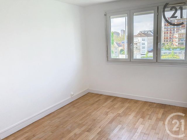 Appartement F5 &agrave; louer - 5 pi&egrave;ces - 82,12 m2 - Troyes - 10 - CHAMPAGNE-ARDENNE