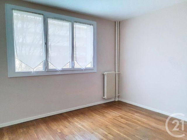 Appartement T4 &agrave; louer - 4 pi&egrave;ces - 73 m2 - St Andre Les Vergers - 10 - CHAMPAGNE-ARDENNE