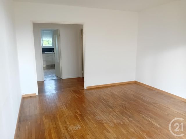 Appartement T4 &agrave; louer - 4 pi&egrave;ces - 73 m2 - St Andre Les Vergers - 10 - CHAMPAGNE-ARDENNE