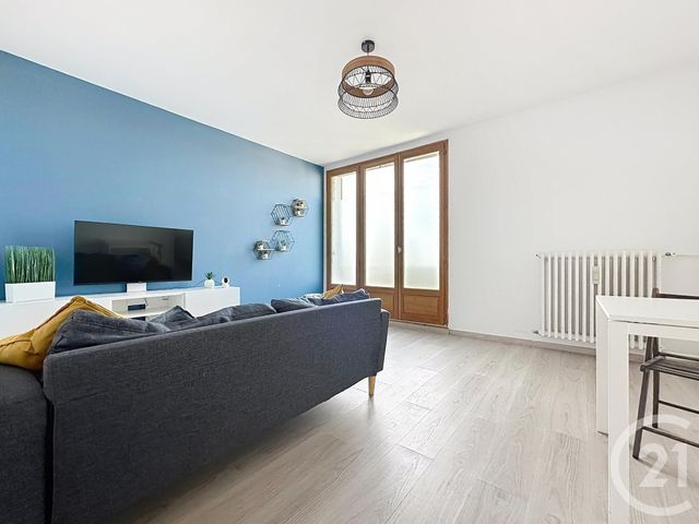 Appartement F4 &agrave; vendre - 4 pi&egrave;ces - 75 m2 - St Andre Les Vergers - 10 - CHAMPAGNE-ARDENNE