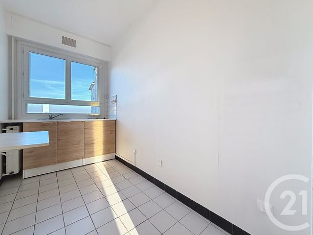 Appartement F2 &agrave; louer - 2 pi&egrave;ces - 65 m2 - Troyes - 10 - CHAMPAGNE-ARDENNE