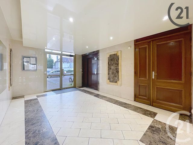 Appartement T2 &agrave; louer - 2 pi&egrave;ces - 52 m2 - Troyes - 10 - CHAMPAGNE-ARDENNE