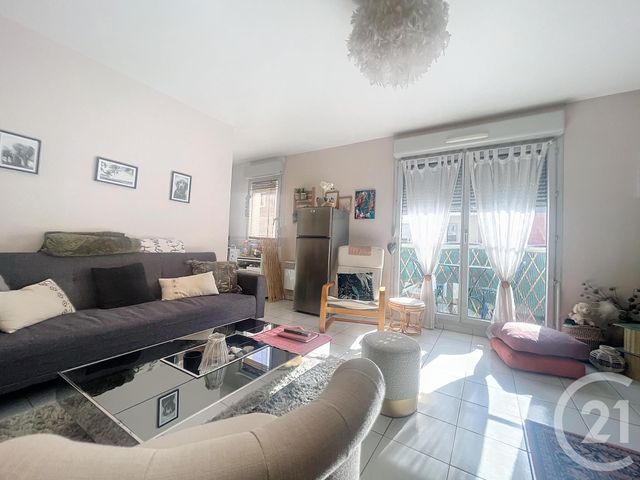 Appartement T2 &agrave; louer - 2 pi&egrave;ces - 49 m2 - Troyes - 10 - CHAMPAGNE-ARDENNE