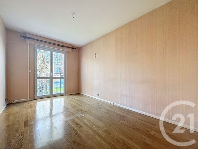 Appartement F4 &agrave; vendre - 4 pi&egrave;ces - 79 m2 - St Andre Les Vergers - 10 - CHAMPAGNE-ARDENNE