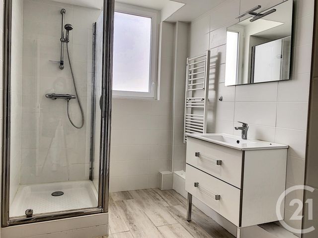 Appartement F4 &agrave; louer - 4 pi&egrave;ces - 71 m2 - Troyes - 10 - CHAMPAGNE-ARDENNE