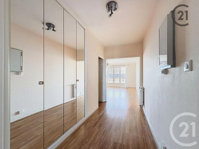 Appartement T2 &agrave; louer - 2 pi&egrave;ces - 61,70 m2 - Troyes - 10 - CHAMPAGNE-ARDENNE