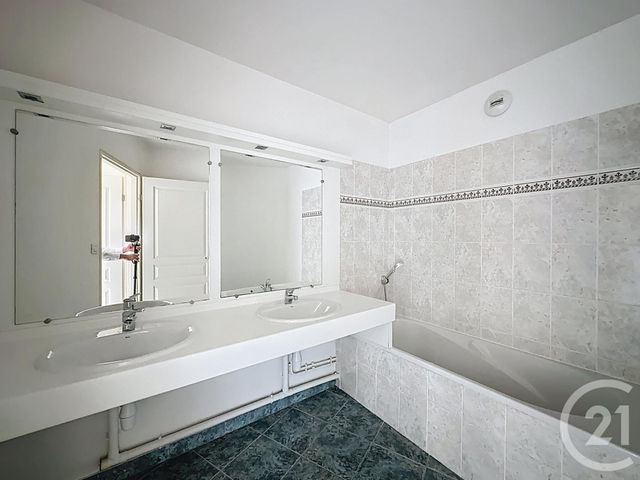 Appartement F3 &agrave; vendre - 3 pi&egrave;ces - 67,94 m2 - Troyes - 10 - CHAMPAGNE-ARDENNE