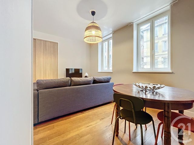 Appartement T2 &agrave; louer - 2 pi&egrave;ces - 54,91 m2 - Troyes - 10 - CHAMPAGNE-ARDENNE