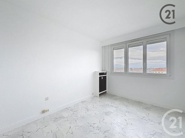 Appartement T3 &agrave; louer - 3 pi&egrave;ces - 66,32 m2 - Troyes - 10 - CHAMPAGNE-ARDENNE