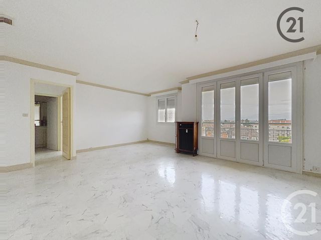 Appartement T3 &agrave; louer - 3 pi&egrave;ces - 66,32 m2 - Troyes - 10 - CHAMPAGNE-ARDENNE