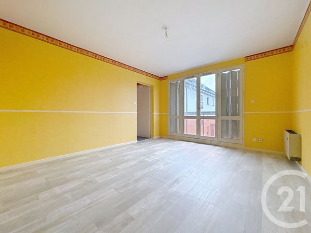 Appartement F2 à vendre STE SAVINE