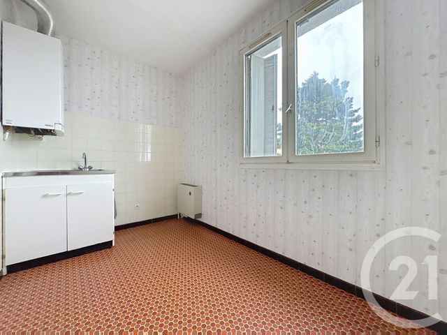 Appartement F2 &agrave; vendre - 2 pi&egrave;ces - 46 m2 - Ste Savine - 10 - CHAMPAGNE-ARDENNE