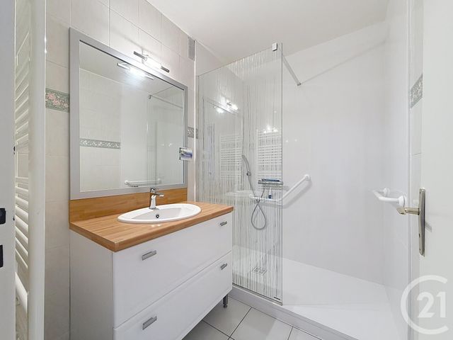 Appartement &agrave; vendre - 5 pi&egrave;ces - 91 m2 - St Andre Les Vergers - 10 - CHAMPAGNE-ARDENNE