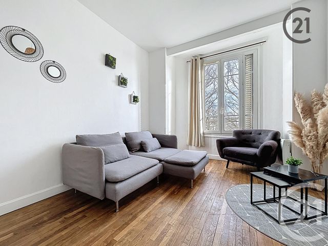 Appartement &agrave; louer - 2 pi&egrave;ces - 35 m2 - Troyes - 10 - CHAMPAGNE-ARDENNE