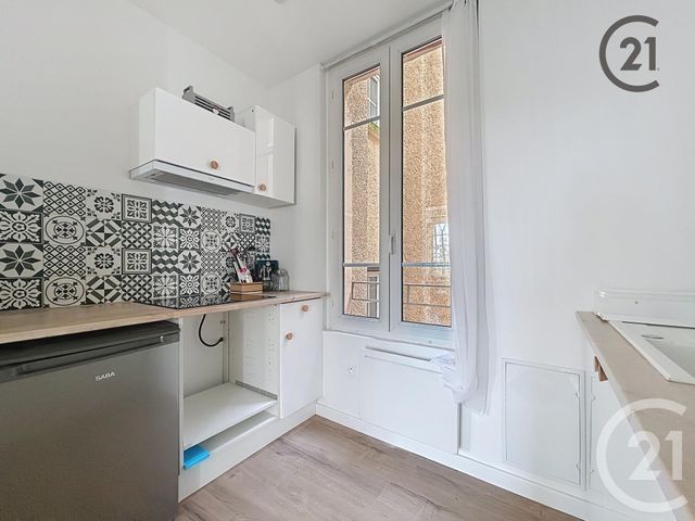 Appartement &agrave; louer - 2 pi&egrave;ces - 35 m2 - Troyes - 10 - CHAMPAGNE-ARDENNE