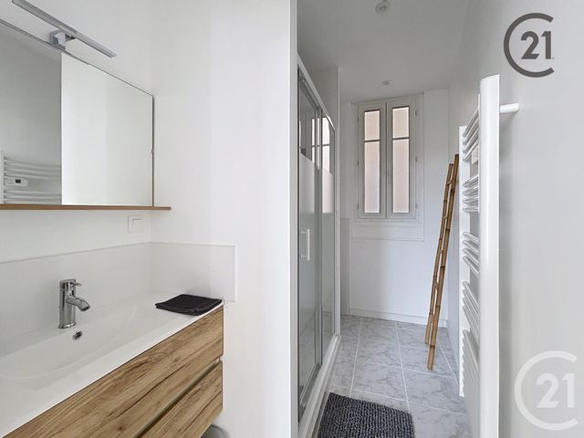 Appartement &agrave; louer - 2 pi&egrave;ces - 35 m2 - Troyes - 10 - CHAMPAGNE-ARDENNE