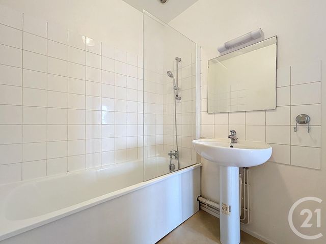 Appartement T3 &agrave; louer - 3 pi&egrave;ces - 55 m2 - Ste Savine - 10 - CHAMPAGNE-ARDENNE