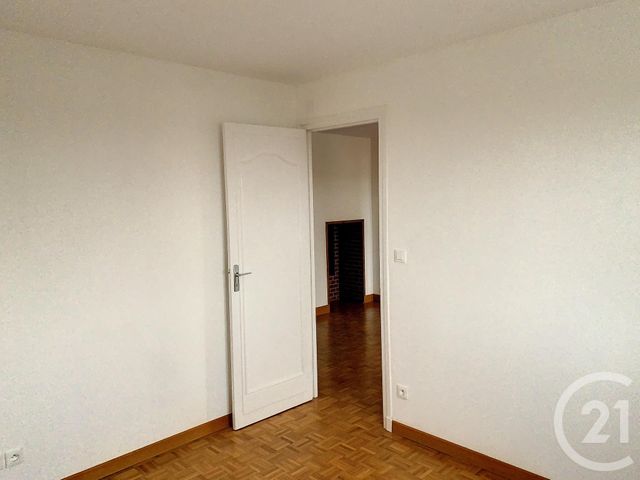 Appartement F4 &agrave; louer - 4 pi&egrave;ces - 59 m2 - Troyes - 10 - CHAMPAGNE-ARDENNE