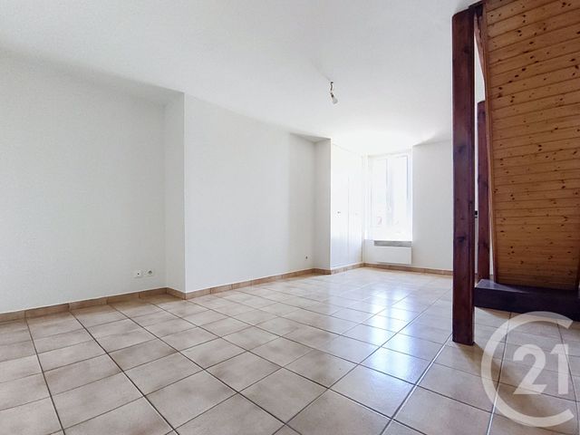 Appartement F2 &agrave; louer - 2 pi&egrave;ces - 31 m2 - Troyes - 10 - CHAMPAGNE-ARDENNE