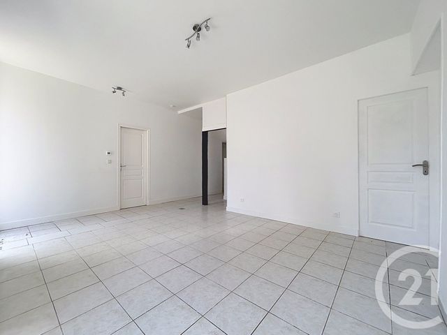 Appartement F3 &agrave; louer - 3 pi&egrave;ces - 65,53 m2 - Troyes - 10 - CHAMPAGNE-ARDENNE