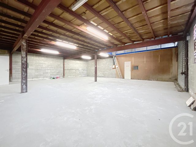 Maison &agrave; louer - 10 pi&egrave;ces - 400 m2 - Troyes - 10 - CHAMPAGNE-ARDENNE