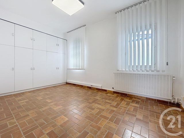 Maison &agrave; louer - 10 pi&egrave;ces - 400 m2 - Troyes - 10 - CHAMPAGNE-ARDENNE