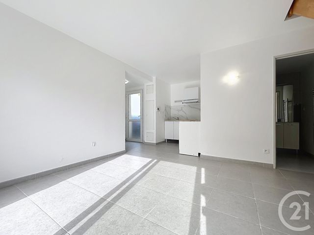 Appartement F2 &agrave; louer - 2 pi&egrave;ces - 38,88 m2 - St Andre Les Vergers - 10 - CHAMPAGNE-ARDENNE