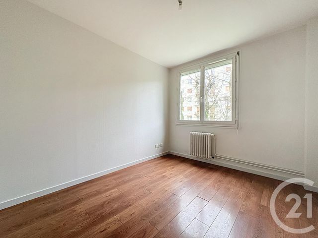 Appartement F5 &agrave; louer - 5 pi&egrave;ces - 90 m2 - Troyes - 10 - CHAMPAGNE-ARDENNE