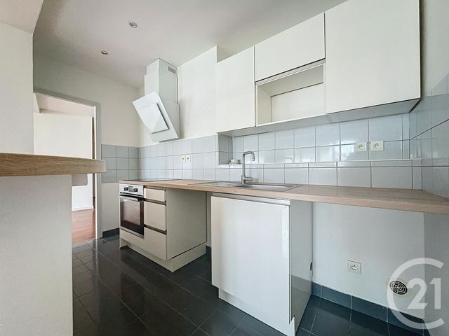 Appartement F5 &agrave; louer - 5 pi&egrave;ces - 90 m2 - Troyes - 10 - CHAMPAGNE-ARDENNE