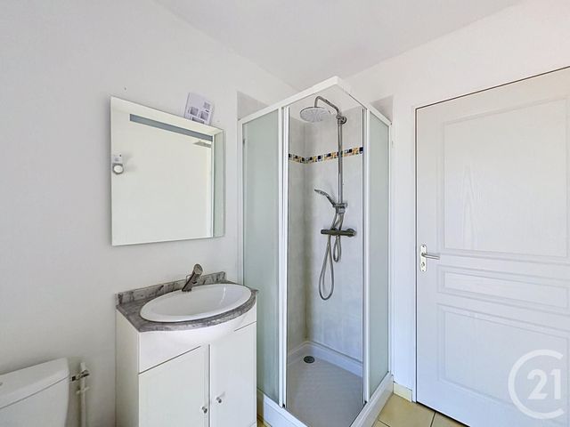 Appartement F1 &agrave; louer - 1 pi&egrave;ce - 23 m2 - St Julien Les Villas - 10 - CHAMPAGNE-ARDENNE