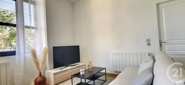 Appartement F2 &agrave; louer - 2 pi&egrave;ces - 43,01 m2 - Troyes - 10 - CHAMPAGNE-ARDENNE