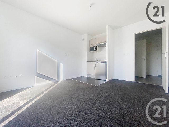 Appartement F1 &agrave; louer - 1 pi&egrave;ce - 22 m2 - Troyes - 10 - CHAMPAGNE-ARDENNE