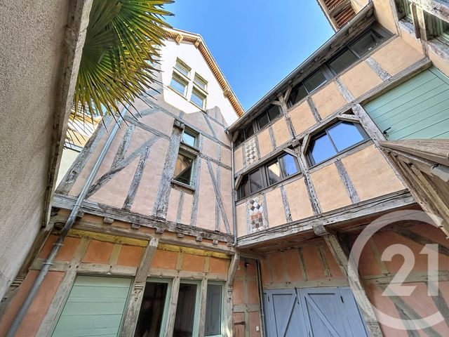 Appartement F5 &agrave; louer - 5 pi&egrave;ces - 103 m2 - Troyes - 10 - CHAMPAGNE-ARDENNE